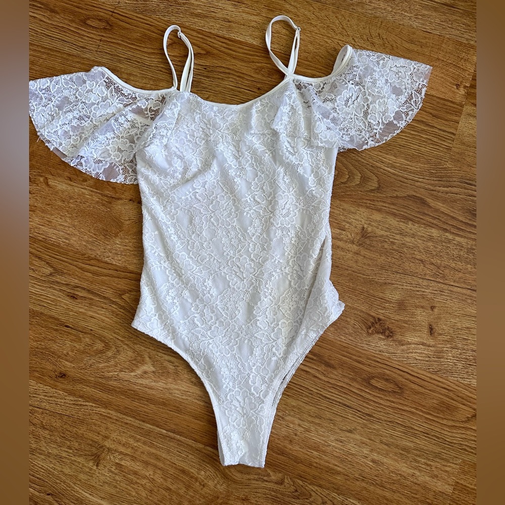 Blue Life White Lace Bodysuit S
